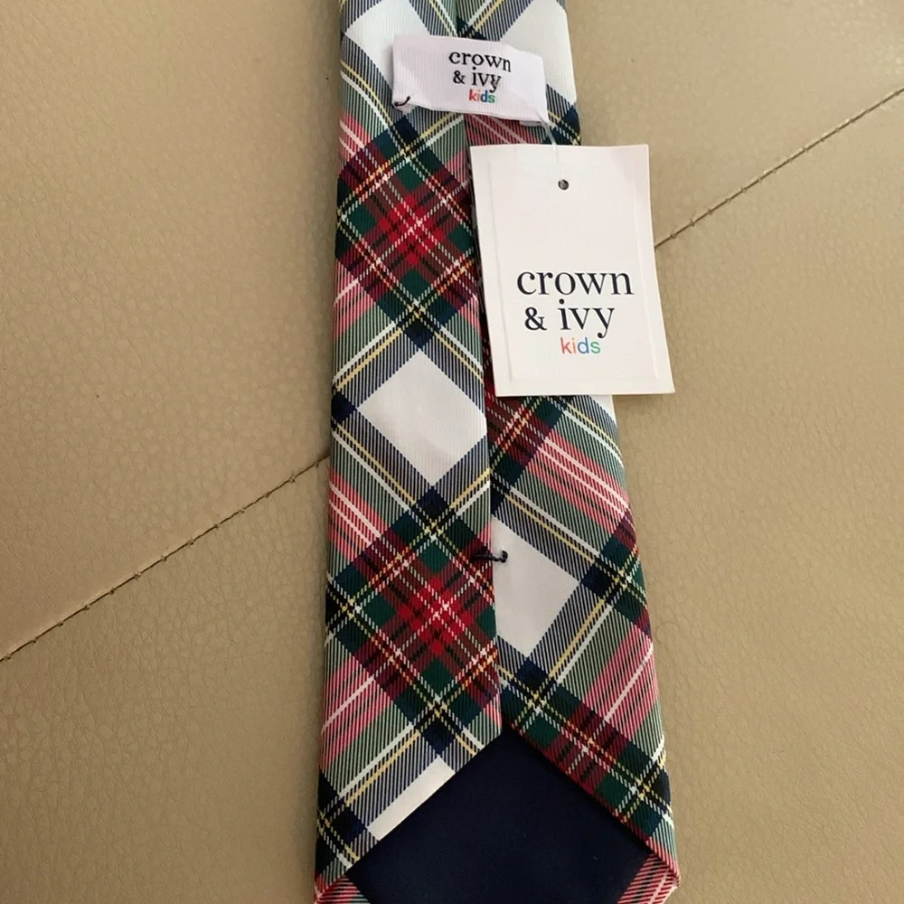 NEW Crown & Ivy Kids Holiday Tie